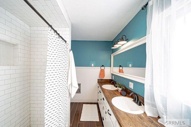 160 E 24th Street, Idaho Falls, ID 83404