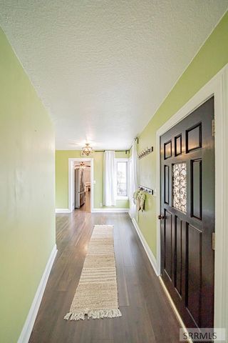 160 E 24th Street, Idaho Falls, ID 83404