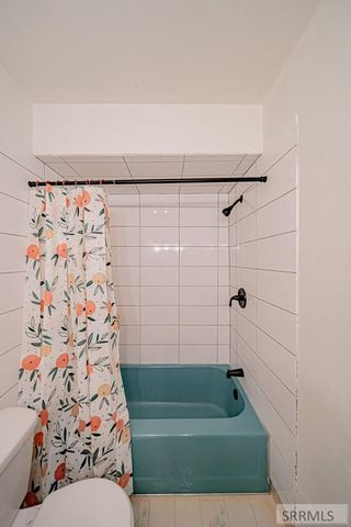 160 E 24th Street, Idaho Falls, ID 83404