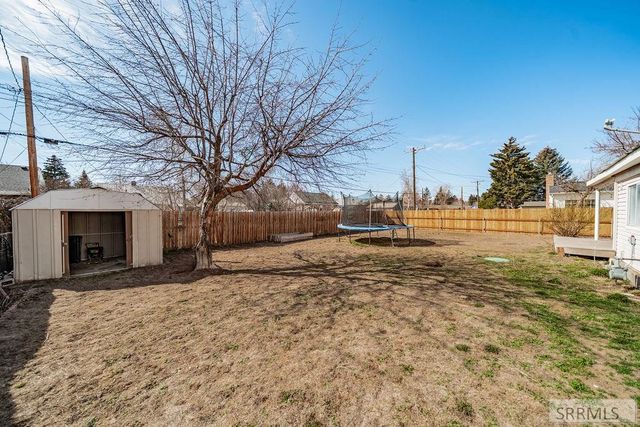 160 E 24th Street, Idaho Falls, ID 83404