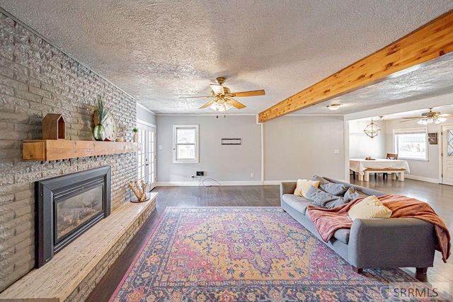 160 E 24th Street, Idaho Falls, ID 83404