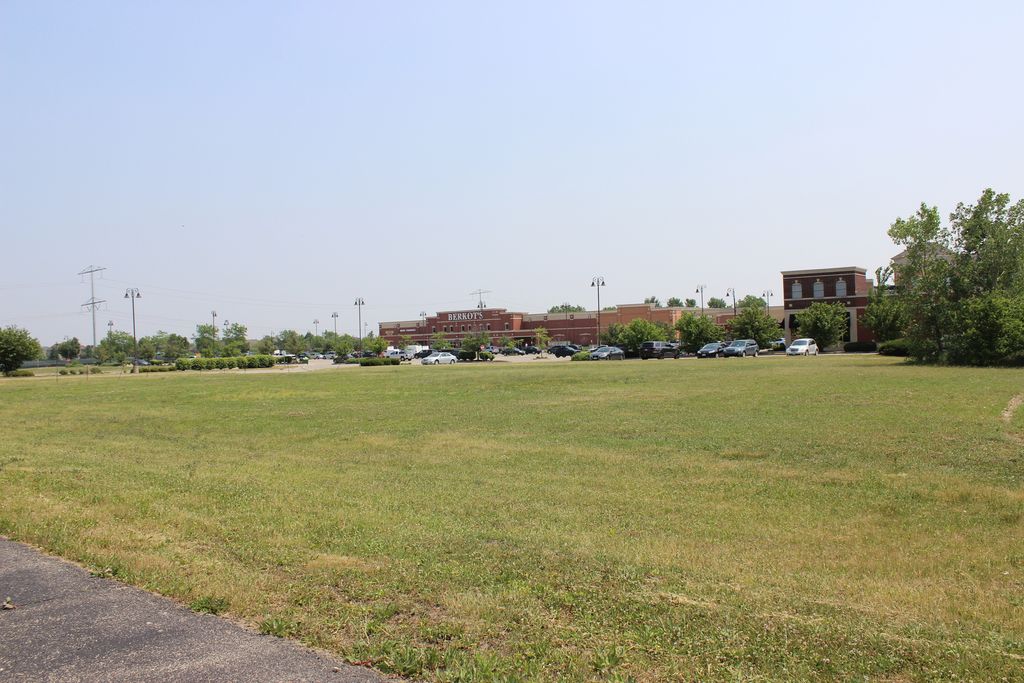 500 E Laraway Road, New Lenox, IL 60451