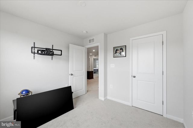 359 NATIONAL ST, Ranson, WV 25438