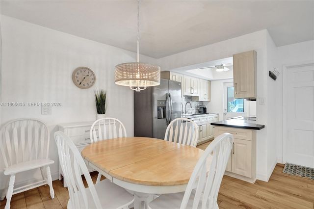 934 SE 9th Ave 17, Pompano Beach, FL 33060