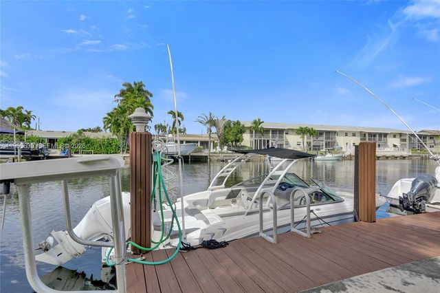 934 SE 9th Ave 17, Pompano Beach, FL 33060