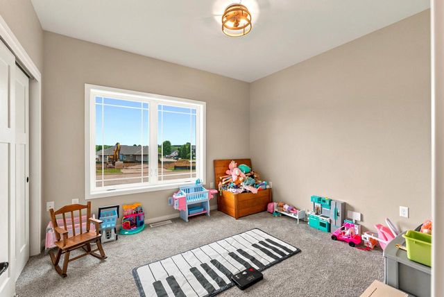1074 Crystal LANE, Mayville, WI 53050