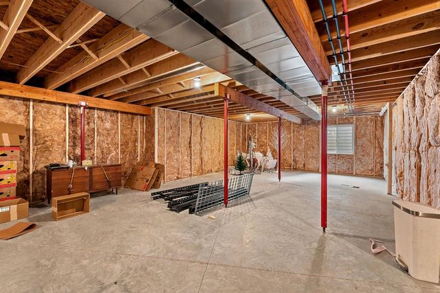1074 Crystal LANE, Mayville, WI 53050