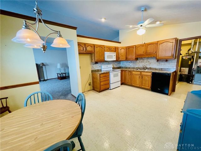 939 Calmer Ernst Boulevard, Brookville, OH 45309