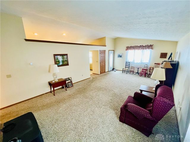 939 Calmer Ernst Boulevard, Brookville, OH 45309