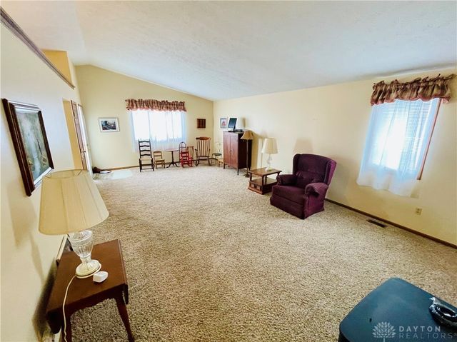 939 Calmer Ernst Boulevard, Brookville, OH 45309