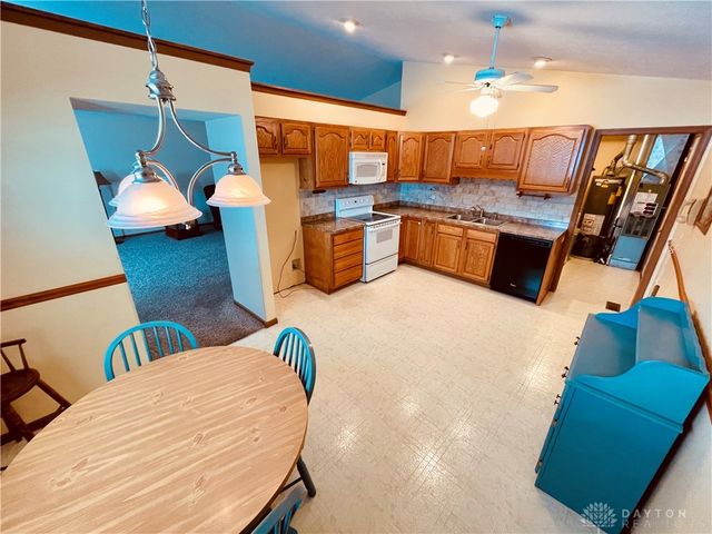 939 Calmer Ernst Boulevard, Brookville, OH 45309