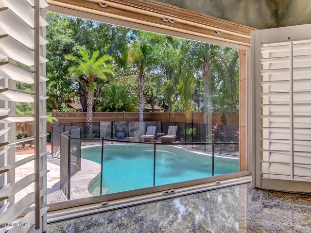 88 OAKWOOD Road, Jacksonville Beach, FL 32250