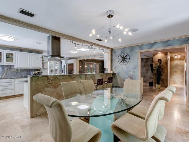 88 OAKWOOD Road, Jacksonville Beach, FL 32250