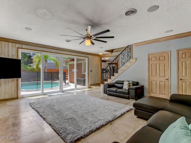 88 OAKWOOD Road, Jacksonville Beach, FL 32250