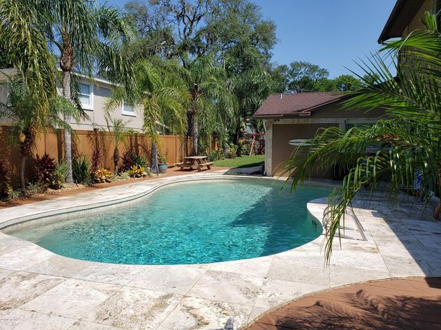 88 OAKWOOD Road, Jacksonville Beach, FL 32250