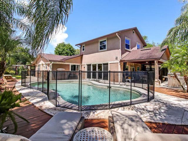 88 OAKWOOD Road, Jacksonville Beach, FL 32250