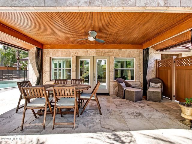 88 OAKWOOD Road, Jacksonville Beach, FL 32250