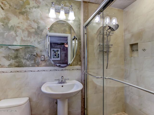 88 OAKWOOD Road, Jacksonville Beach, FL 32250