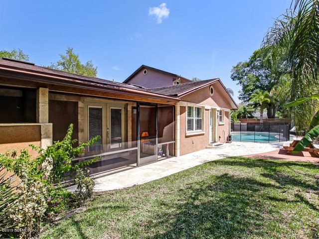 88 OAKWOOD Road, Jacksonville Beach, FL 32250