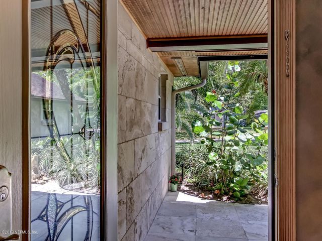 88 OAKWOOD Road, Jacksonville Beach, FL 32250