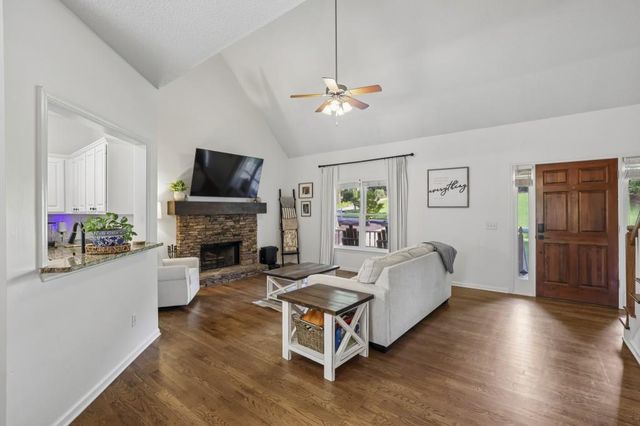 2055 Ivy Lane, Cumming, GA 30041
