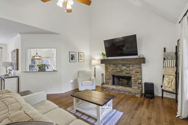 2055 Ivy Lane, Cumming, GA 30041