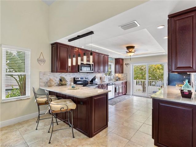 18484 Deep Passage LN, Fort Myers Beach, FL 33931