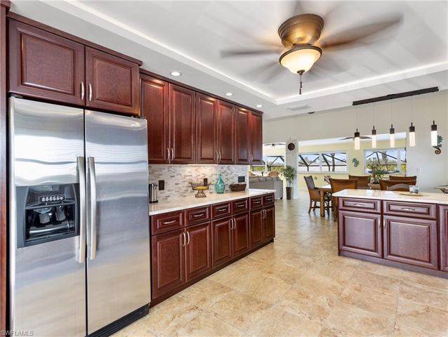18484 Deep Passage LN, Fort Myers Beach, FL 33931