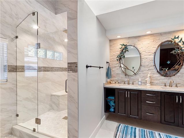 18484 Deep Passage LN, Fort Myers Beach, FL 33931