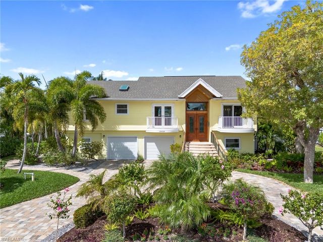18484 Deep Passage LN, Fort Myers Beach, FL 33931