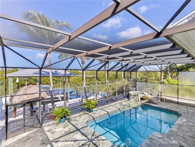 18484 Deep Passage LN, Fort Myers Beach, FL 33931