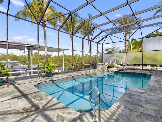 18484 Deep Passage LN, Fort Myers Beach, FL 33931