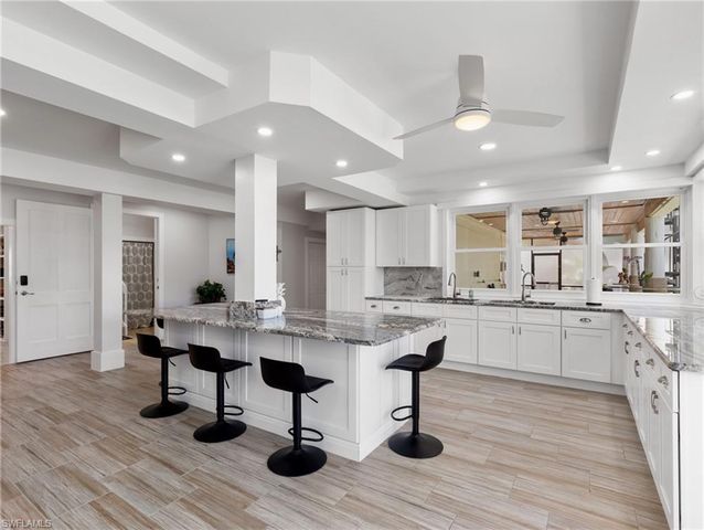 18484 Deep Passage LN, Fort Myers Beach, FL 33931