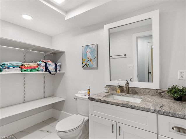 18484 Deep Passage LN, Fort Myers Beach, FL 33931