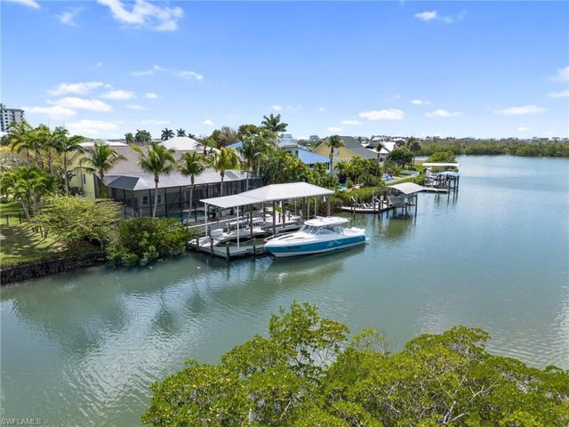 18484 Deep Passage LN, Fort Myers Beach, FL 33931