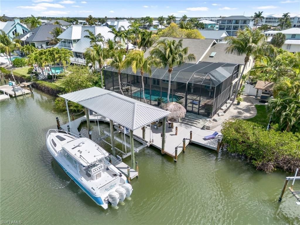 18484 Deep Passage LN, Fort Myers Beach, FL 33931