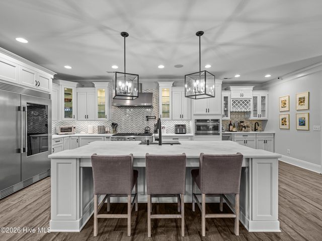 201 Saint Charles Lane, Jacksonville, NC 28546