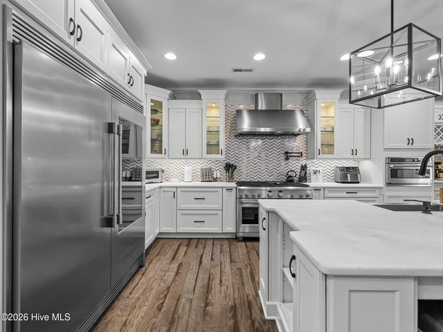 201 Saint Charles Lane, Jacksonville, NC 28546