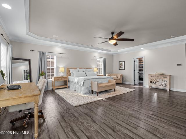 201 Saint Charles Lane, Jacksonville, NC 28546