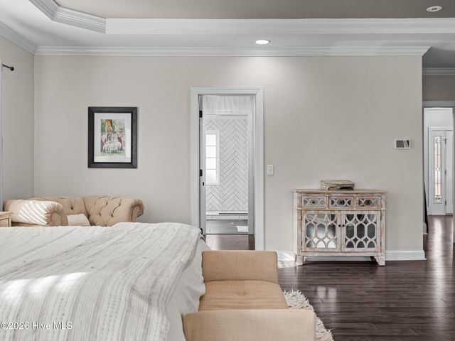 201 Saint Charles Lane, Jacksonville, NC 28546