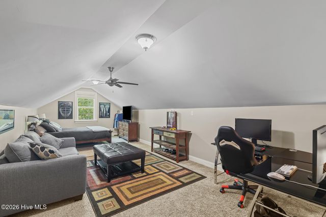 201 Saint Charles Lane, Jacksonville, NC 28546