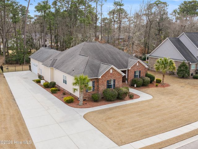 201 Saint Charles Lane, Jacksonville, NC 28546
