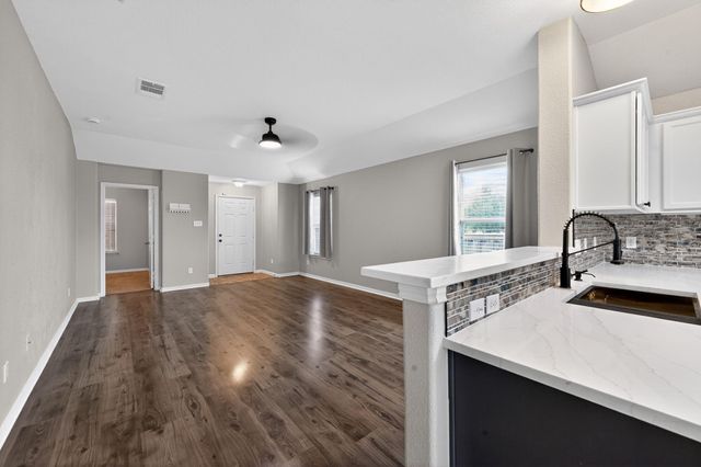 13237 Pine Needle ST, Manor, TX 78653