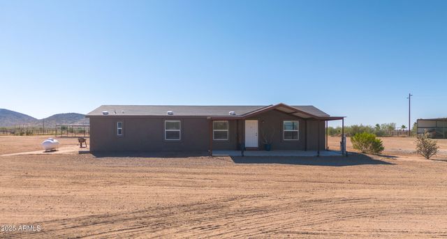 46423 W TROTTER Road, Wickenburg, AZ 85390