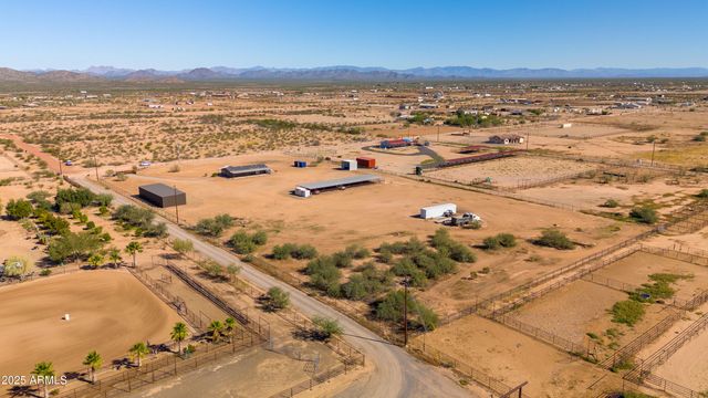 46423 W TROTTER Road, Wickenburg, AZ 85390