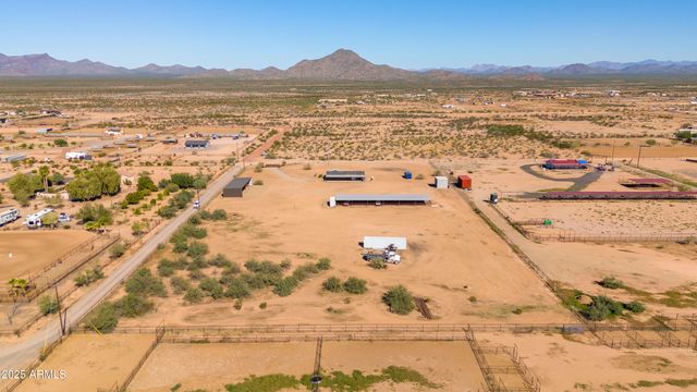 46423 W TROTTER Road, Wickenburg, AZ 85390