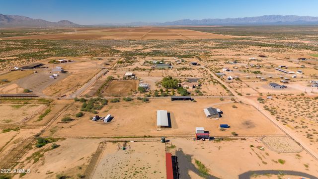 46423 W TROTTER Road, Wickenburg, AZ 85390