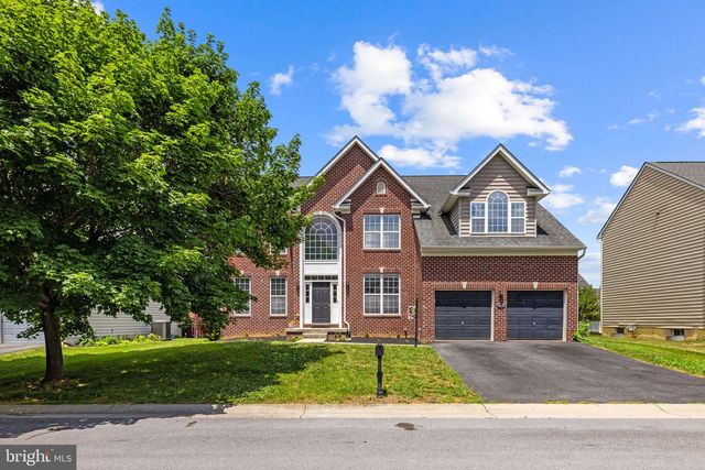 73 THORTON HALL RD, Kearneysville, WV 25430