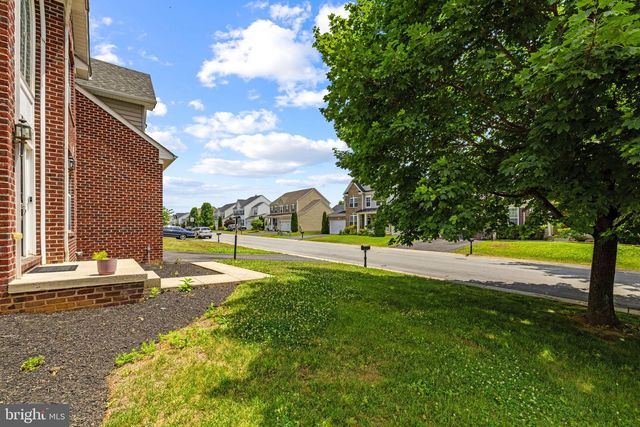 73 THORTON HALL RD, Kearneysville, WV 25430