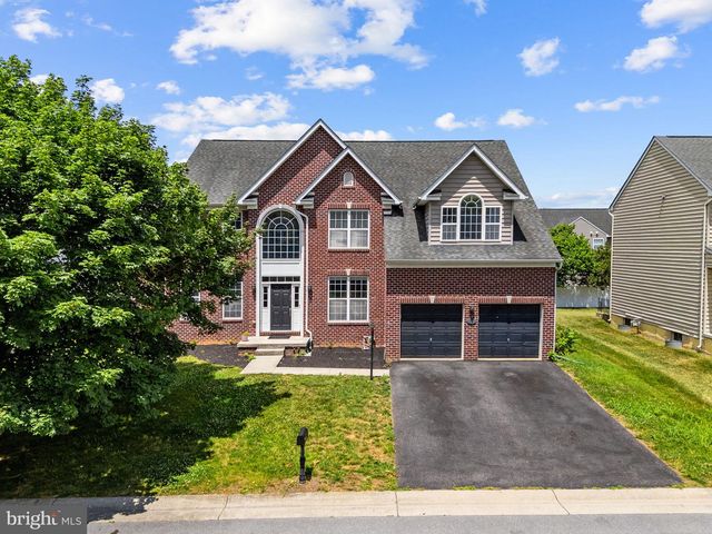 73 THORTON HALL RD, Kearneysville, WV 25430